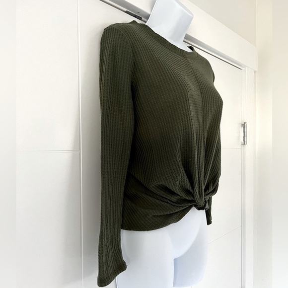 JACKSON ROWE/ Olive green twist front/  Waffle knit/ Long sleeved top/ Size US S - Picture 2 of 8